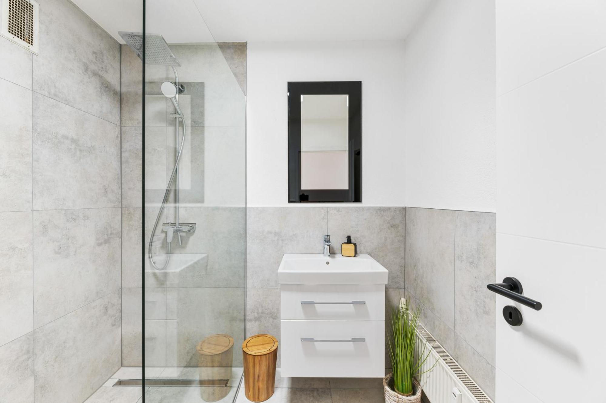 Neu: Stylische Suite Mit Ausblick 辛德尔芬根 外观 照片